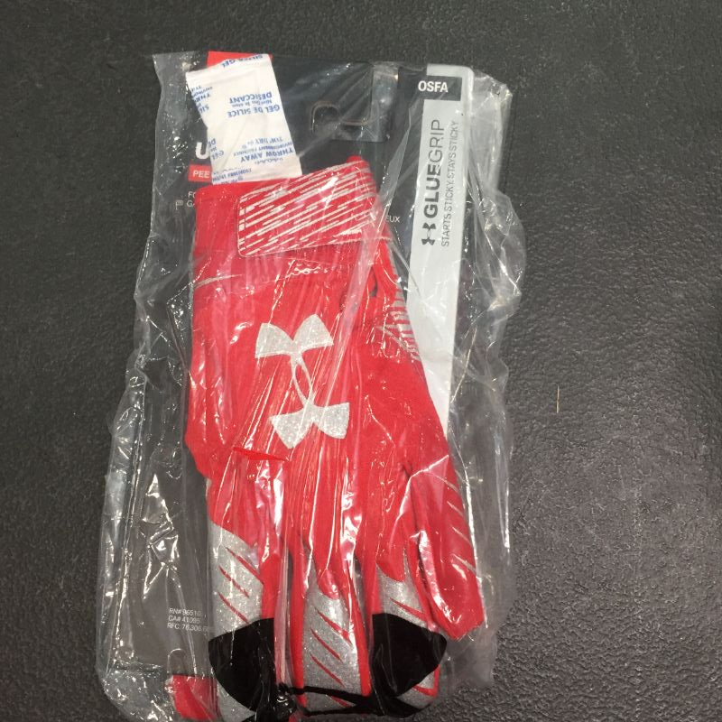 Photo 1 of Pee Wee UA F7 Football Gloves New