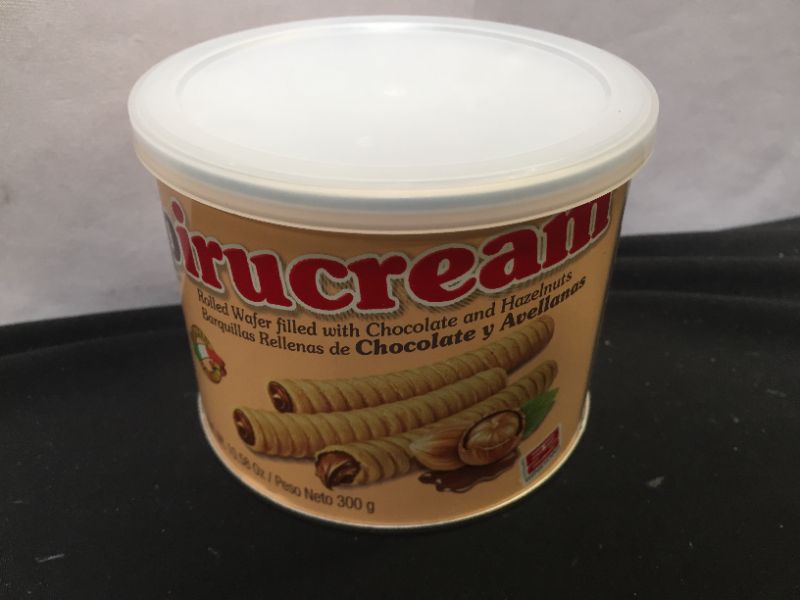 Photo 1 of 1Pack Pirucream Chocolate and Hazelnut Wafer 1059oz EXPAGO2021