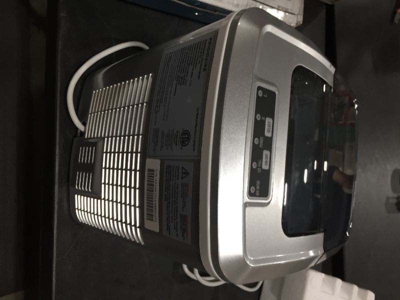 Photo 3 of Frigidaire EFIC206TGSILVER Compact Ice Maker 26 lb per Day Silver  Winco Stainless Steel 4 Ounce Ice Scoop Medium