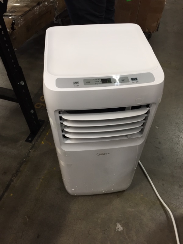 Photo 4 of DOES NOT BLOW COLD
Midea MAP08R1CWT 3in1 Portable Air Conditioner Dehumidifier Fan for Rooms up to 150 sq ft 8000 BTU 5300 BTU SACC   White