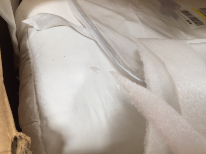 Photo 2 of WhatsBedding White Goose Duck Down Comforter 100 Cotton Feather Comforter  Lightweight Duvet Insert  Queen 88x88