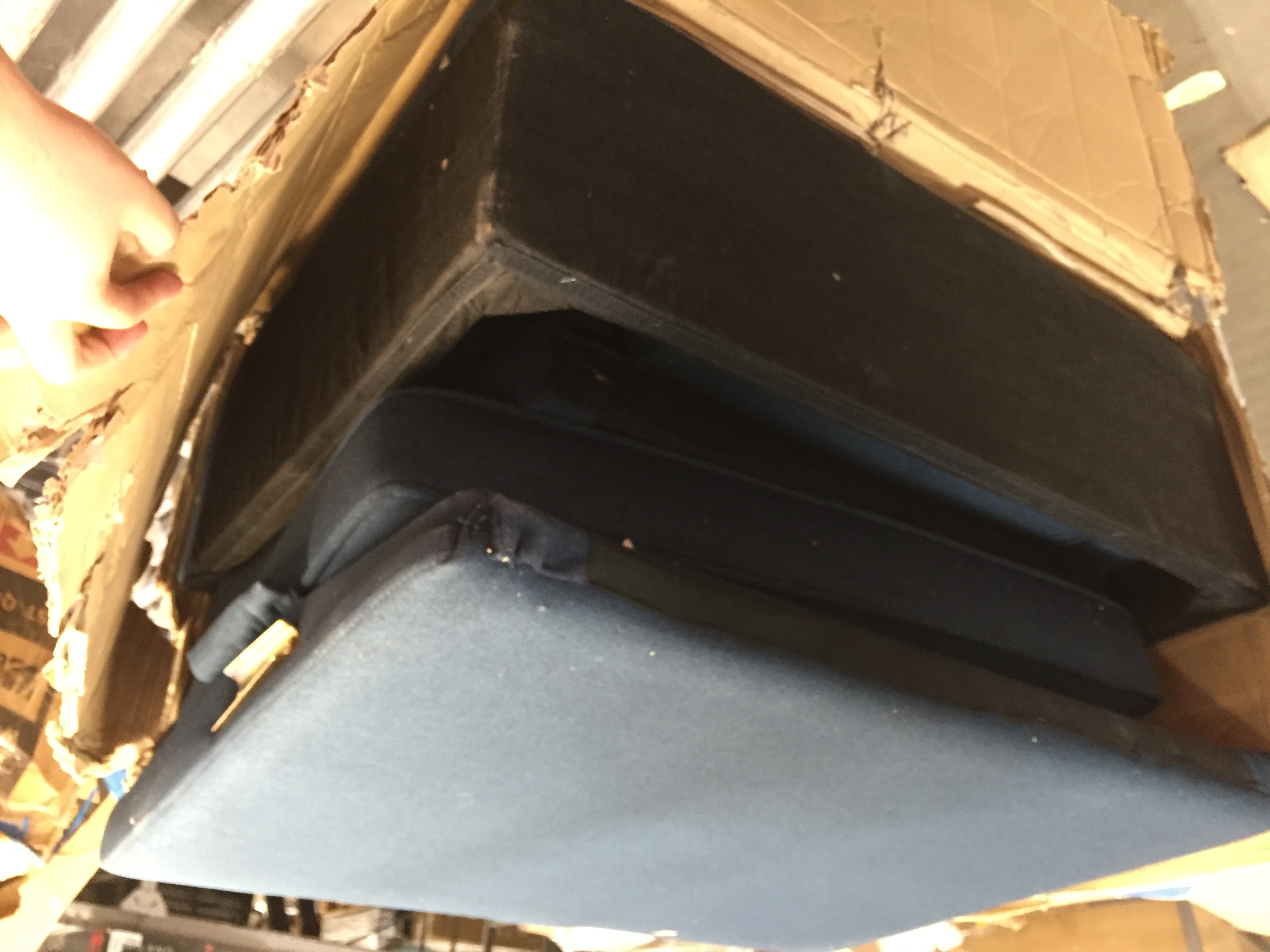 Photo 1 of PARTS ONLY!
Lifestyle Solutions Lexington Sofa in Navy Blue