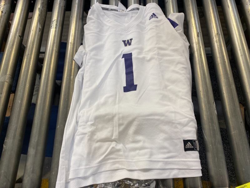 Photo 1 of adidas Womens Replica Jersey size L