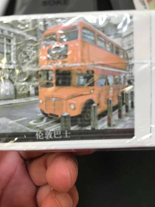 Photo 2 of 1000pc puzzle London bus