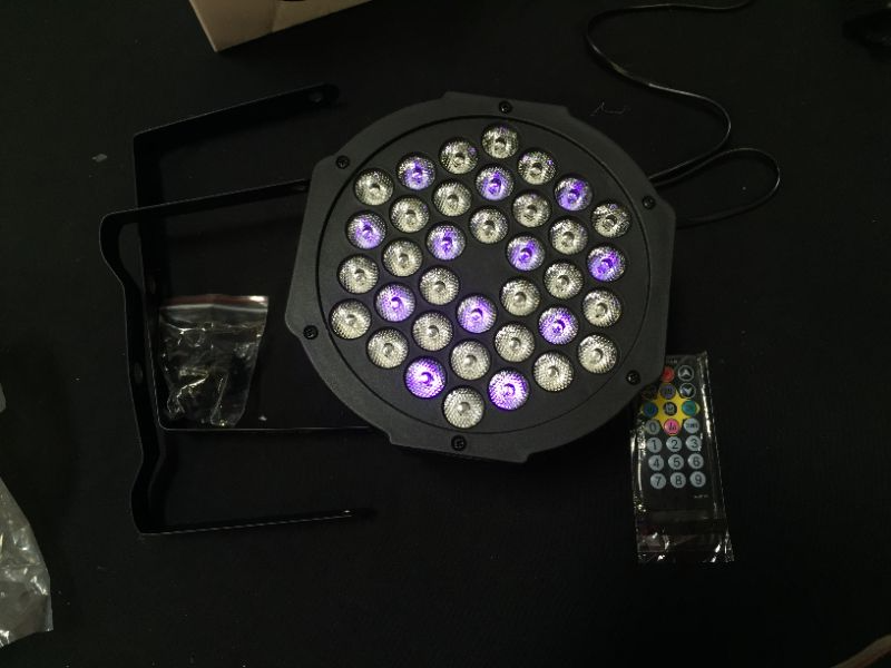 Photo 1 of LED par light