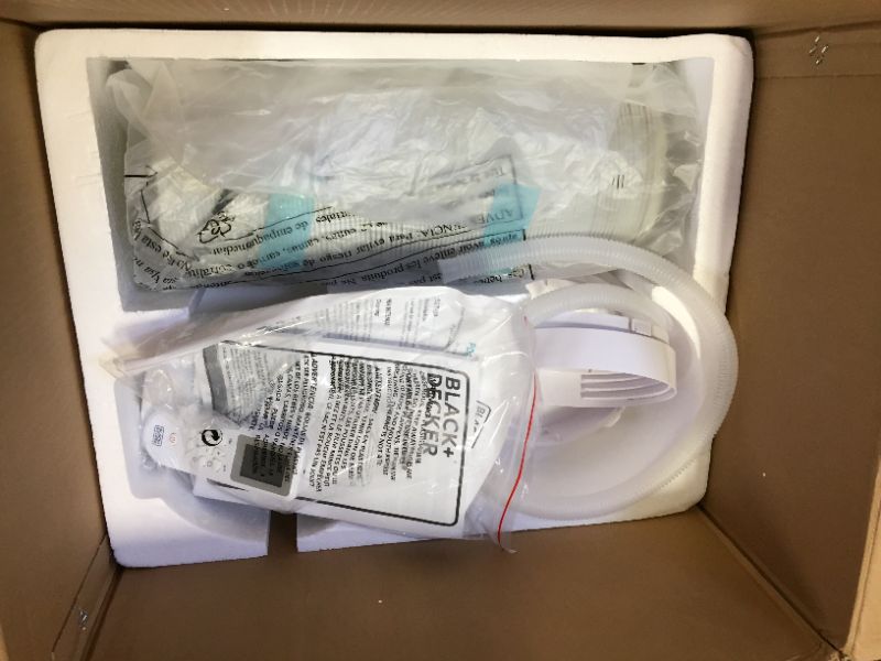 Photo 1 of Blackdecker Bpp10hwtb Portable Air Conditioner with Heat and Remote Control 10000 BTU SACCCEC 14000 BTU Ashrae Cools Up to 450 Square Feet WH