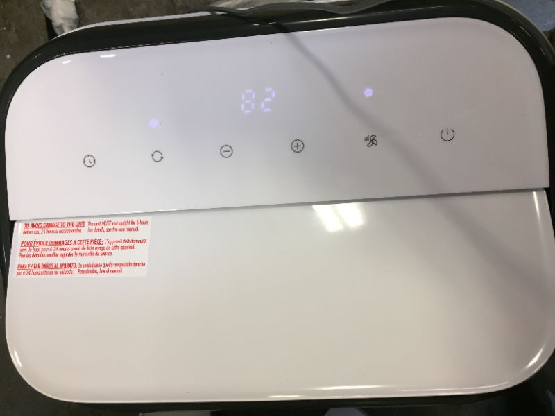 Photo 1 of Blackdecker Bpp10hwtb Portable Air Conditioner with Heat and Remote Control 10000 BTU SACCCEC 14000 BTU Ashrae Cools Up to 450 Square Feet WH