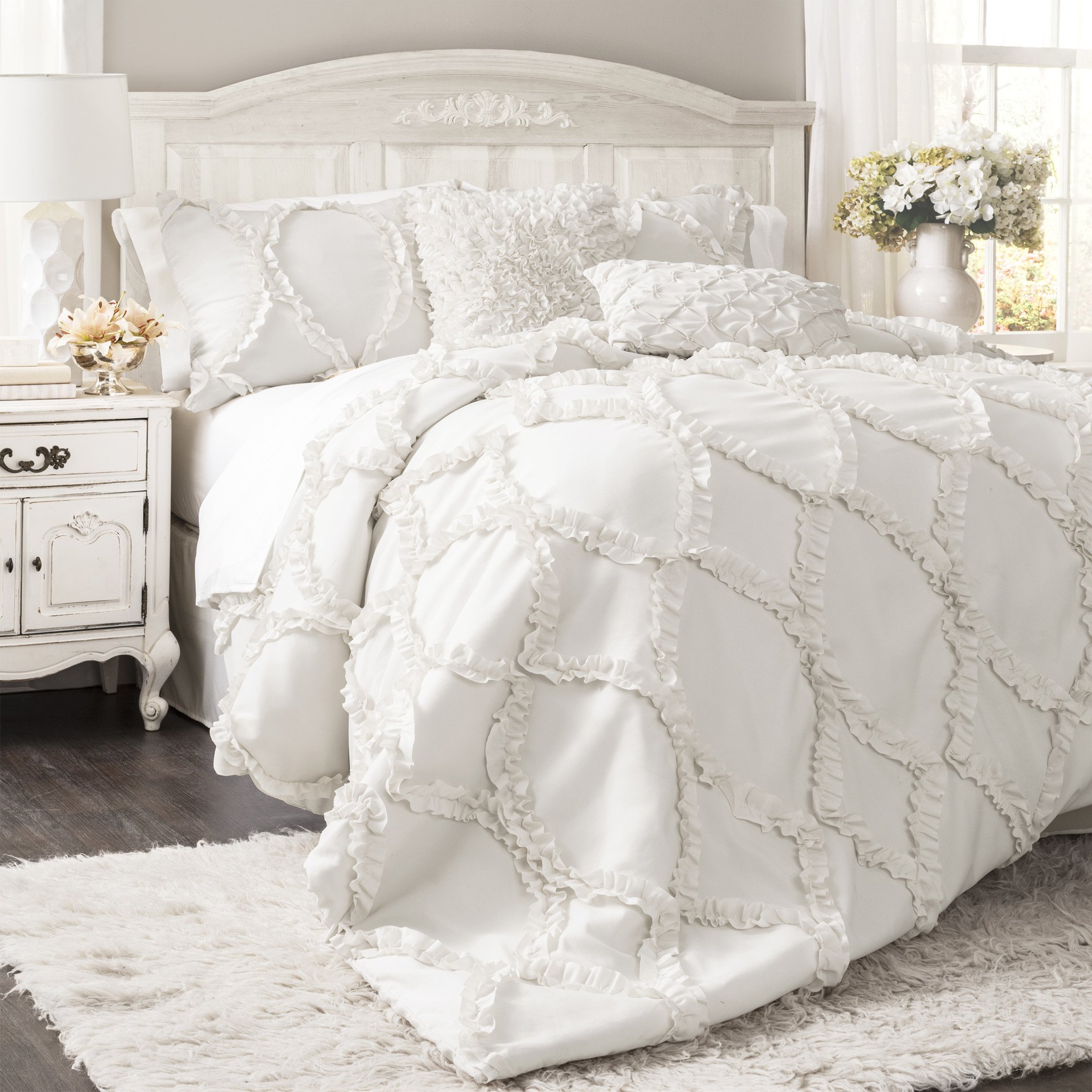 Photo 1 of Avon 3 Piece Comforter Set fullqueen