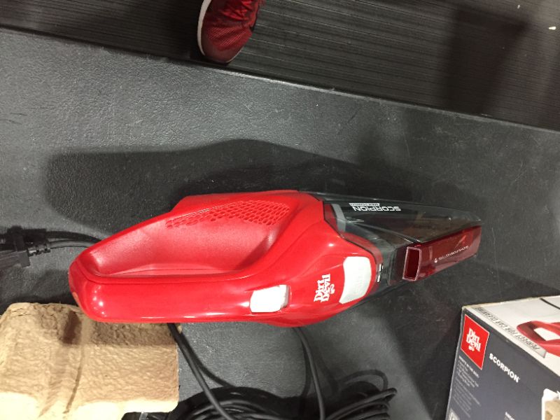 Photo 2 of Dirt Devil Scorpion Quick Flip Corded Handheld Vacuum Cleaner