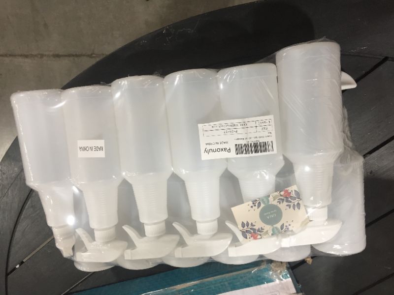 Photo 2 of Paxonuly Spray Bottles 24 oz12PackEmpty Spray Bottles for Cleaning SolutionsPlastic Spray Bottles for CleaningHeavy Dutywith Sprayers