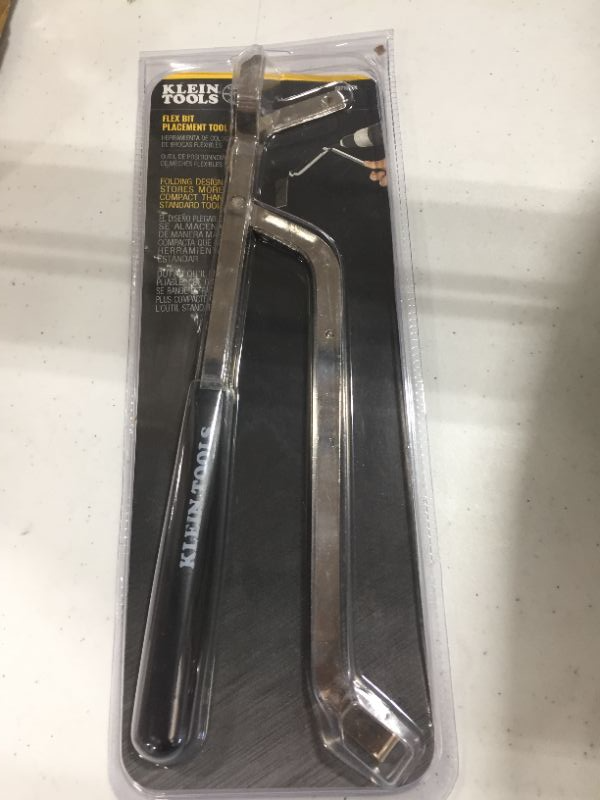 Photo 2 of Klein Tools53715SEN Flex Bit Placement Tool