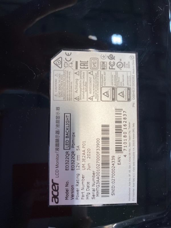 Photo 1 of Acer ED322QR Pbmiipx UMJE2AAP01 32 Actual Size 315 Full HD 1920 x 1080 4ms GTG 144 Hz HDMI DisplayPort Builtin Speakers Curved Gaming Monitor Model UMJE2AAP01
DAMAGED SCREEN CRACKED