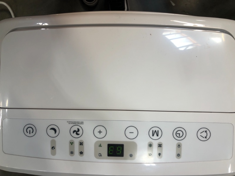 Photo 1 of Amazon Basics Portable Air Conditioner with Remote  Cools 450 Square Feet 10000 BTU ASHARE  6000 BTU SACC