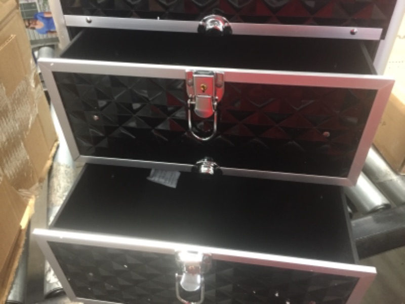 Photo 1 of 3 tier black rolling makeup case