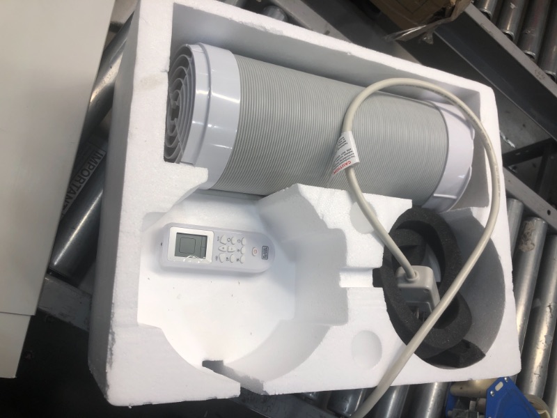 Photo 1 of BLACKDECKER BPP05WTB Portable Air Conditioner with Remote Control 5000 BTU SACCCEC 8000 BTU ASHRAE White