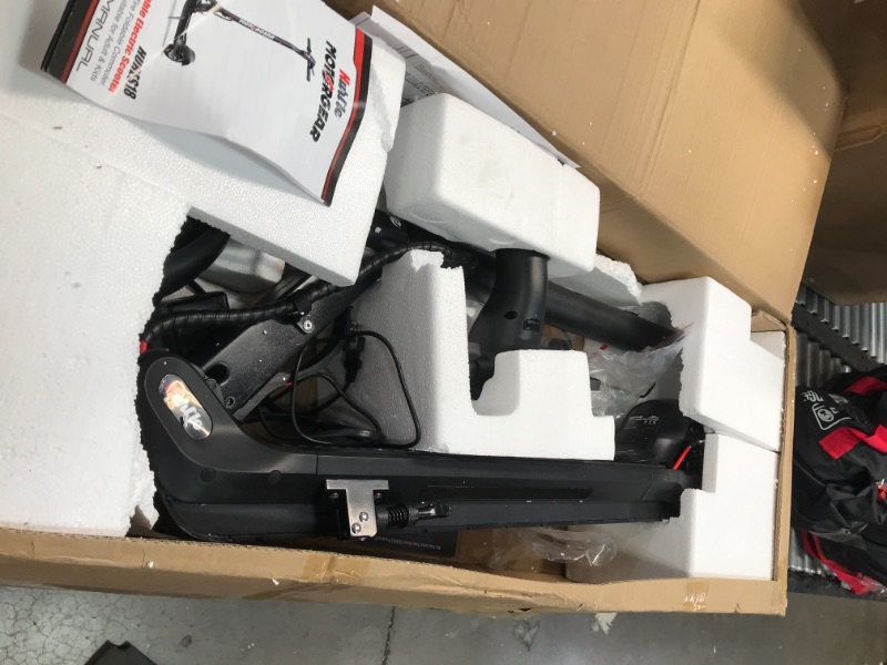 Photo 1 of Hurtle HURES18M5  Hurtle HURES18M5  85 Inch Foldable Electric Scooter  Upgraded Vacuum Tire Foldable Commuter Suitable for Adult Kids
