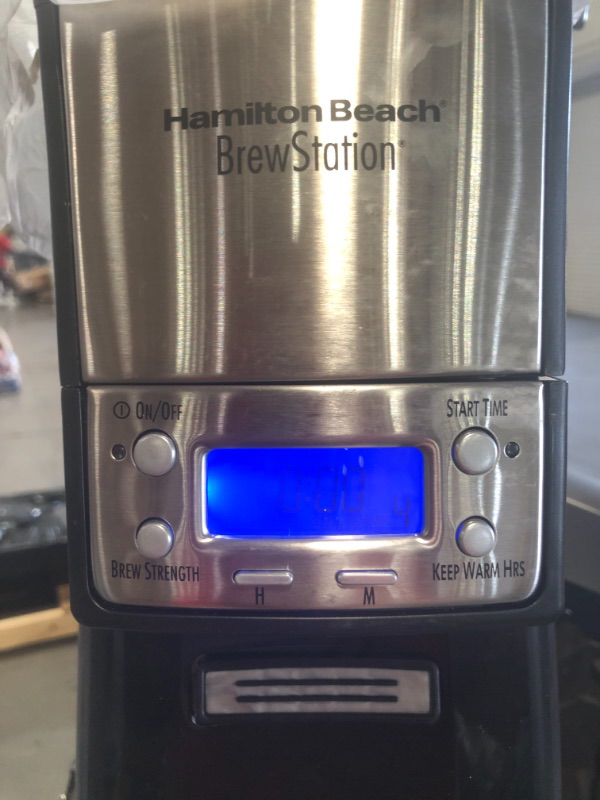 Photo 5 of Hamilton Beach Brew Station Coffeemaker Dispensing 12 Cup