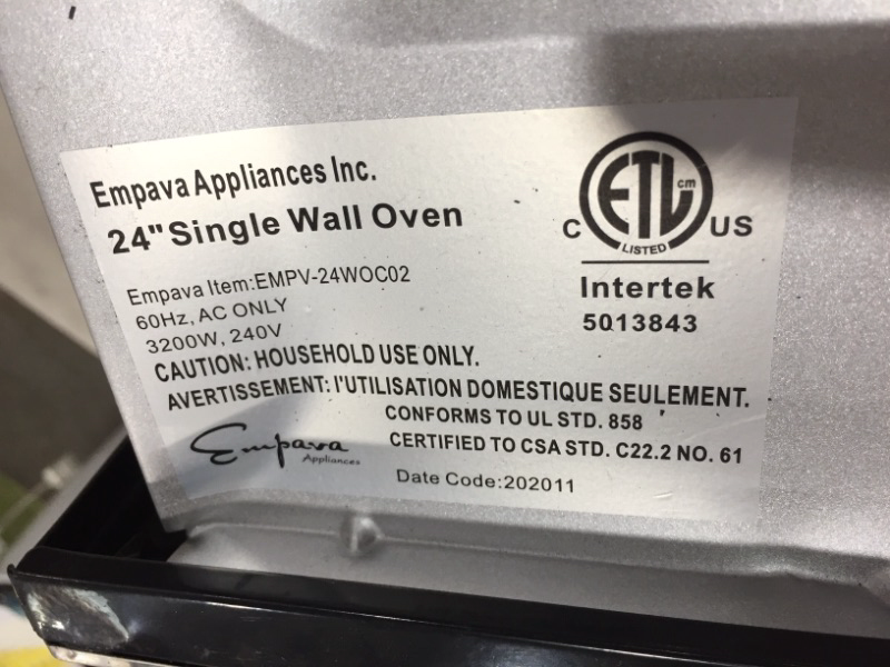 Photo 1 of 24 in single wall oven (CREAMIC COATING IS CRACK)