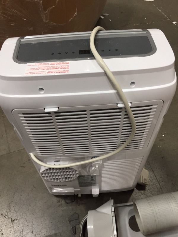 Photo 6 of BLACKDECKER 6000 BTU DOE 10000 BTU ASHRAE Portable Air Conditioner with Remote Control