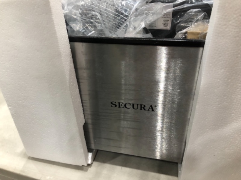 Photo 5 of Secura Electric Deep Fryer 1800WWatt Large 40L42Qt Professional Grade Stainless Steel with Triple Basket and Timer