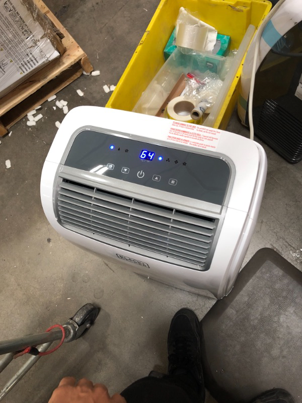 Photo 2 of BLACKDECKER BPT06WTB Portable Air Conditioner with Remote Control 6000 BTU SACCCEC 10000 BTU ASHRAE Cools Up to 250 Square Feet White