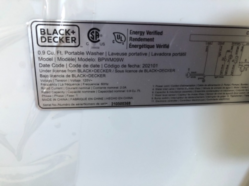 Photo 1 of BLACK  DECKER 09 cubic foot compact portable washer clothes washing machine White Minor damage