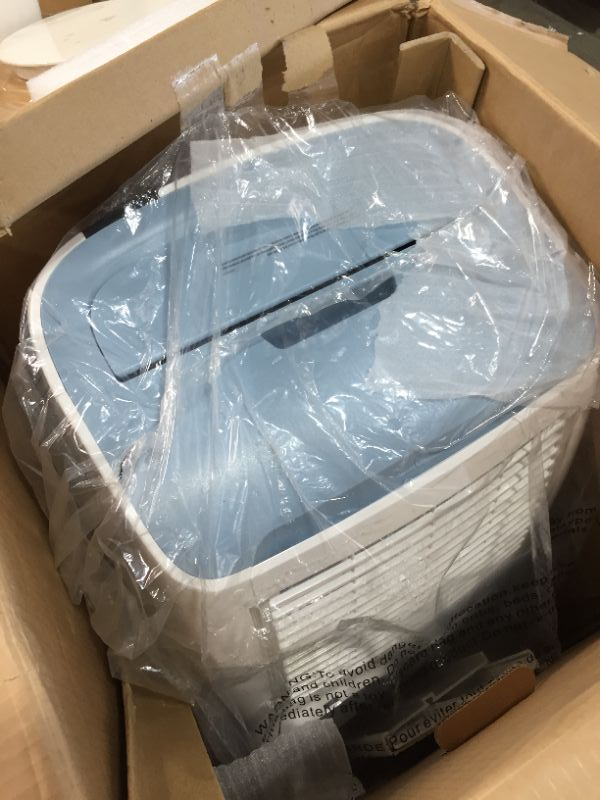 Photo 3 of DeLonghi PACEX390UVcare6AL WH Penguino 14000 BTU Portable Air Conditioner Dehumidifier Fan  UVCarelight White