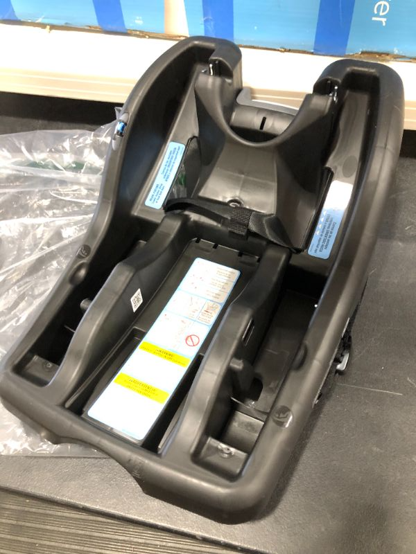 Photo 2 of Graco SnugRide Lite Infant Car Seat Base Black