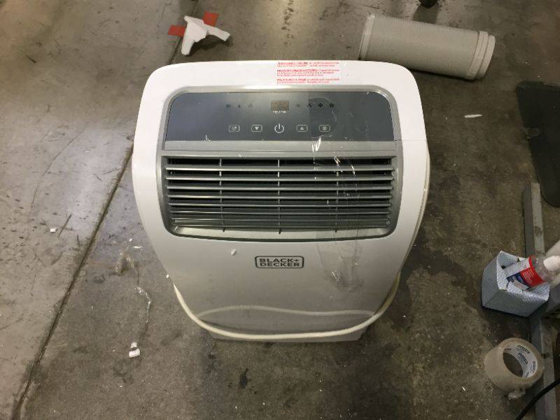 Photo 3 of Blackdecker 10000 BTU Portable Air Conditioner with Heater Black