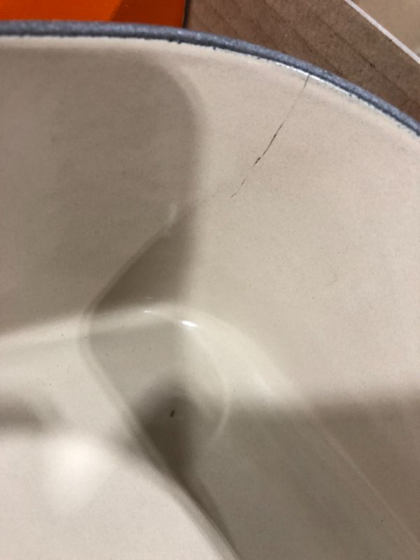 Photo 3 of Le Creuset Enameled Cast Iron Signature Rectangular Roaster 525 qt 117 x 168  Flame