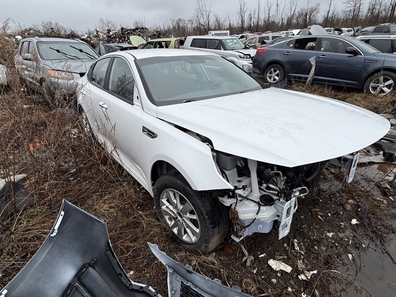 2018 Kia Optima — primary photo