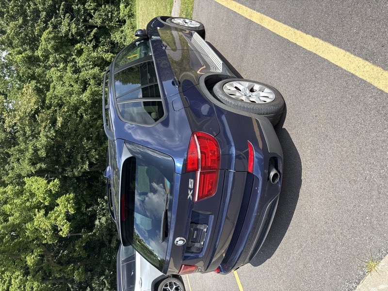 2011 BMW X5 — photo 2
