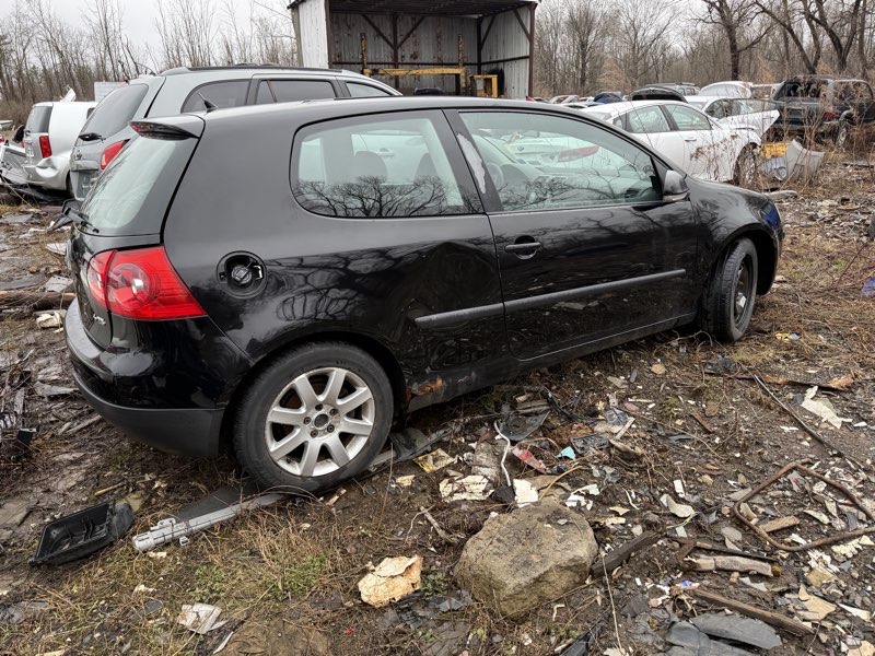 2007 Volkswagen Golf — photo 2