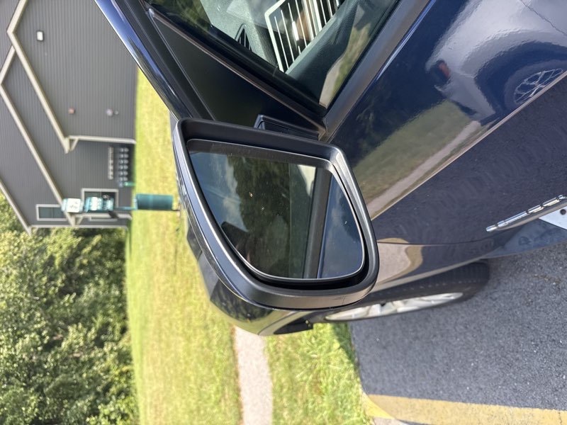 Used Mirror / Left for 2011 BMW X5 — photo 1