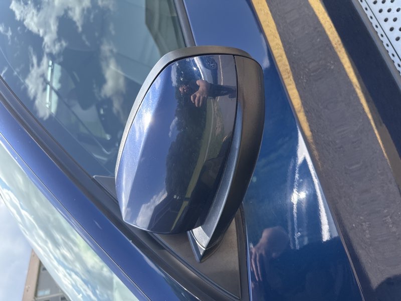 Used Mirror / Left for 2011 BMW X5 — photo 2