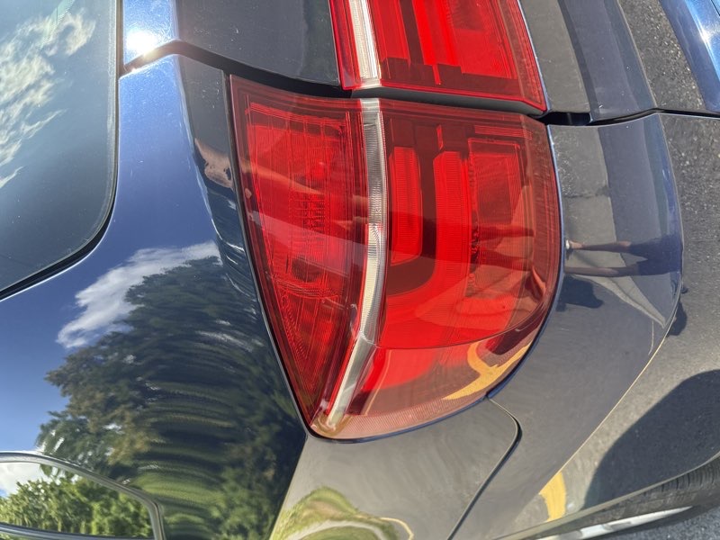 Used Tail Light / Left for 2011 BMW X5 — photo 1