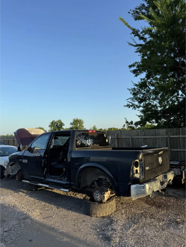 2018 Ram 1500 — photo 2