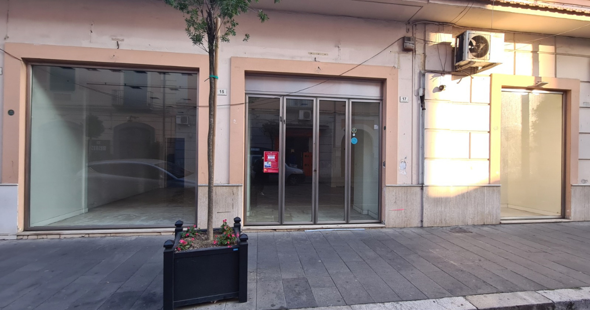 Locali sfitti a Santa Maria Capua Vetere: perché mancano imprese attrattive e quali soluzioni possibili?