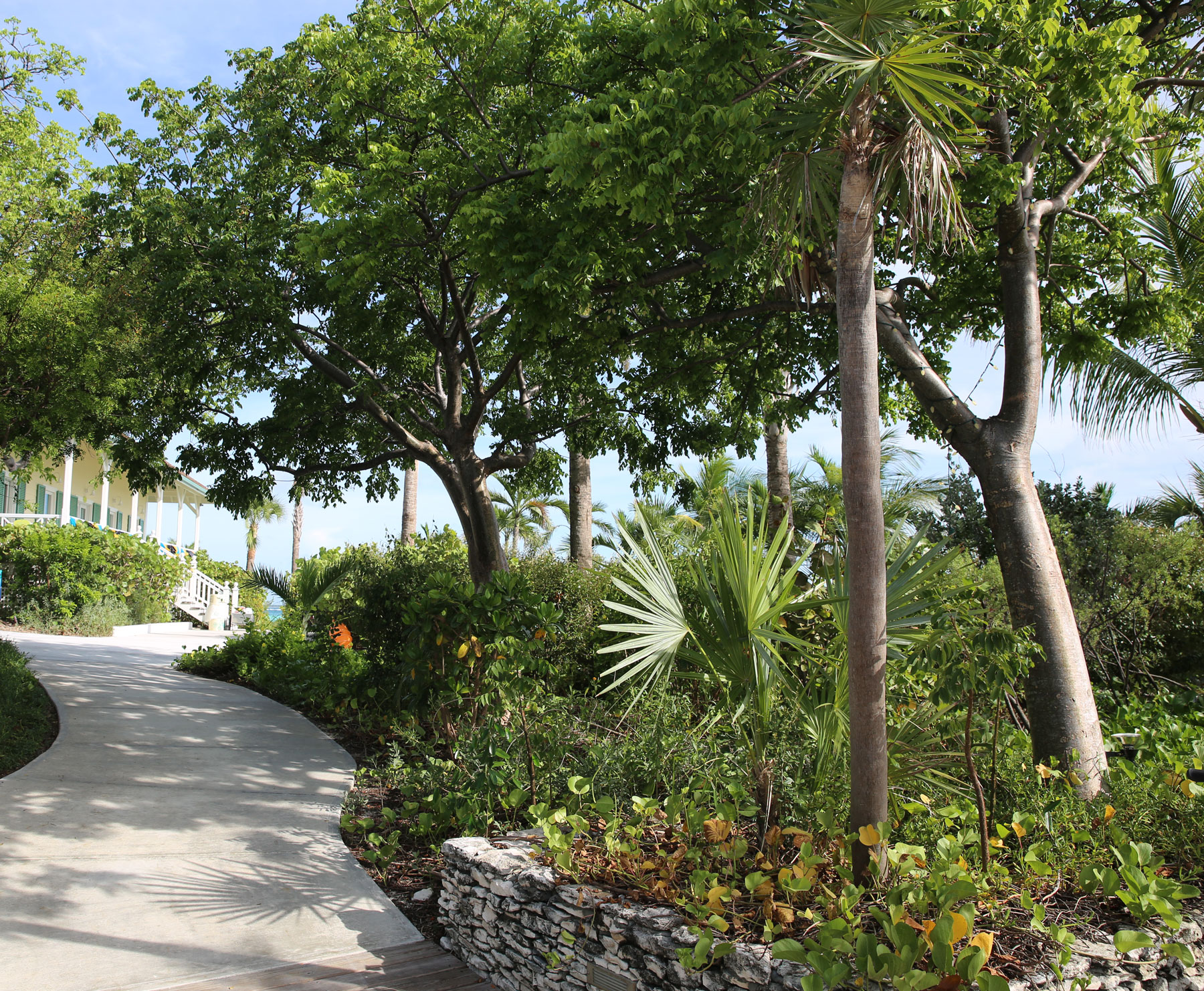 Highbourne Cay Marina & Guest Houses