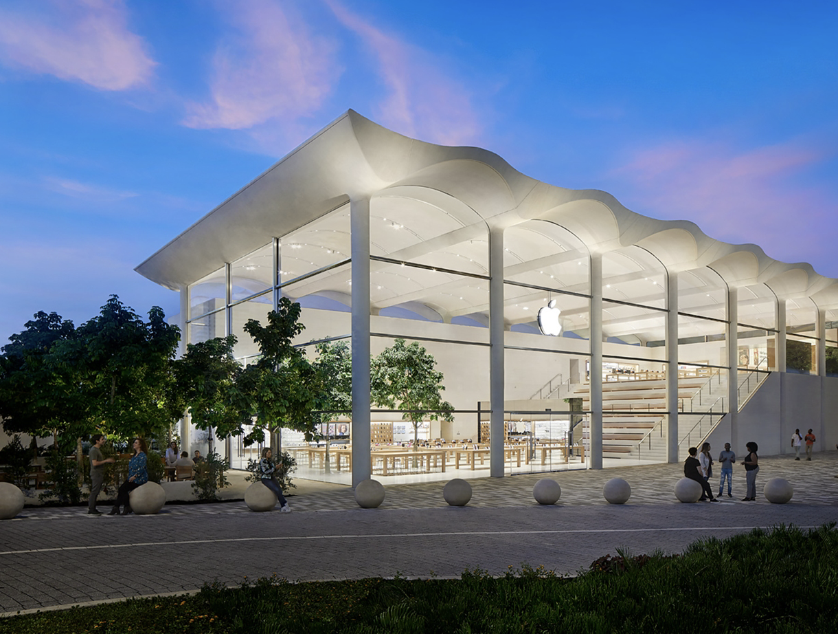 Apple Aventura Flagship Store