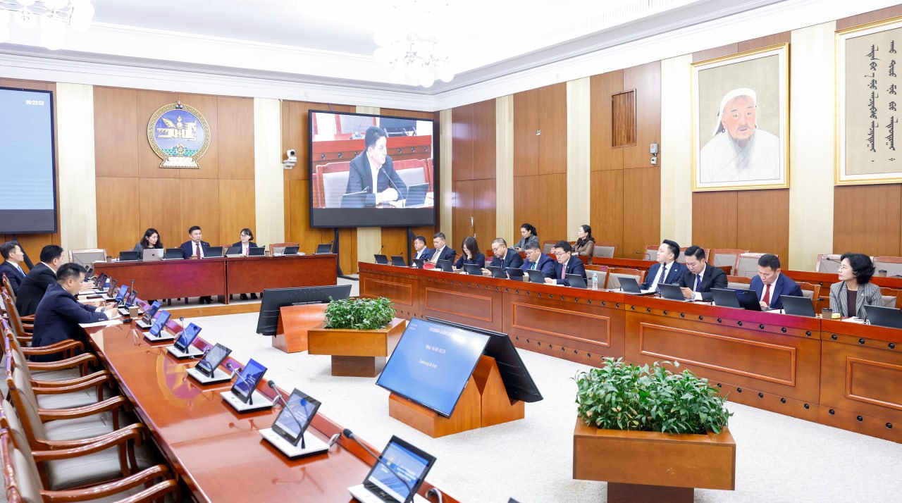 2026 оны төсвийн тухай хуульд өөрчлөлт оруулах тухай хуулийн төсөлтэй хамт өргөн мэдүүлсэн хууль