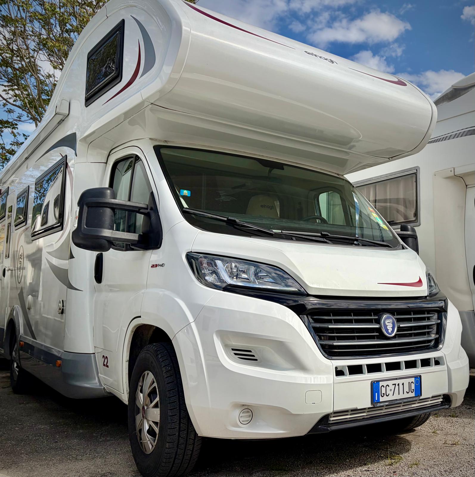 Mansardato Elnagh Baron 22 - Camper Mansardato in vendita da Ippocamper