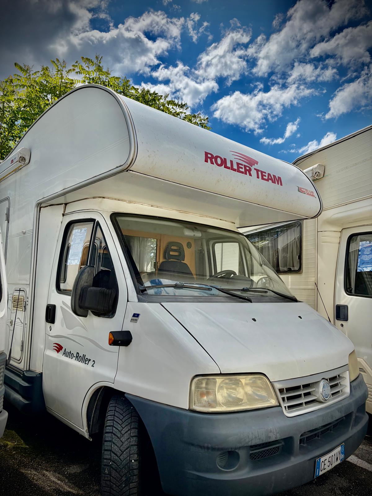 Mansardato Rollerteam Autoroller 2  - Camper Mansardato in vendita da Ippocamper