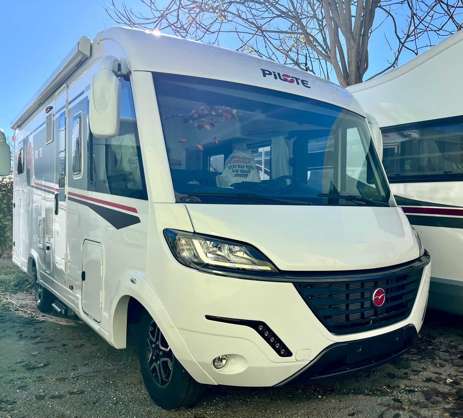 MOTORHOME PILOTE G690GJ EXPRESSION - Camper Motorhome in vendita da Ippocamper