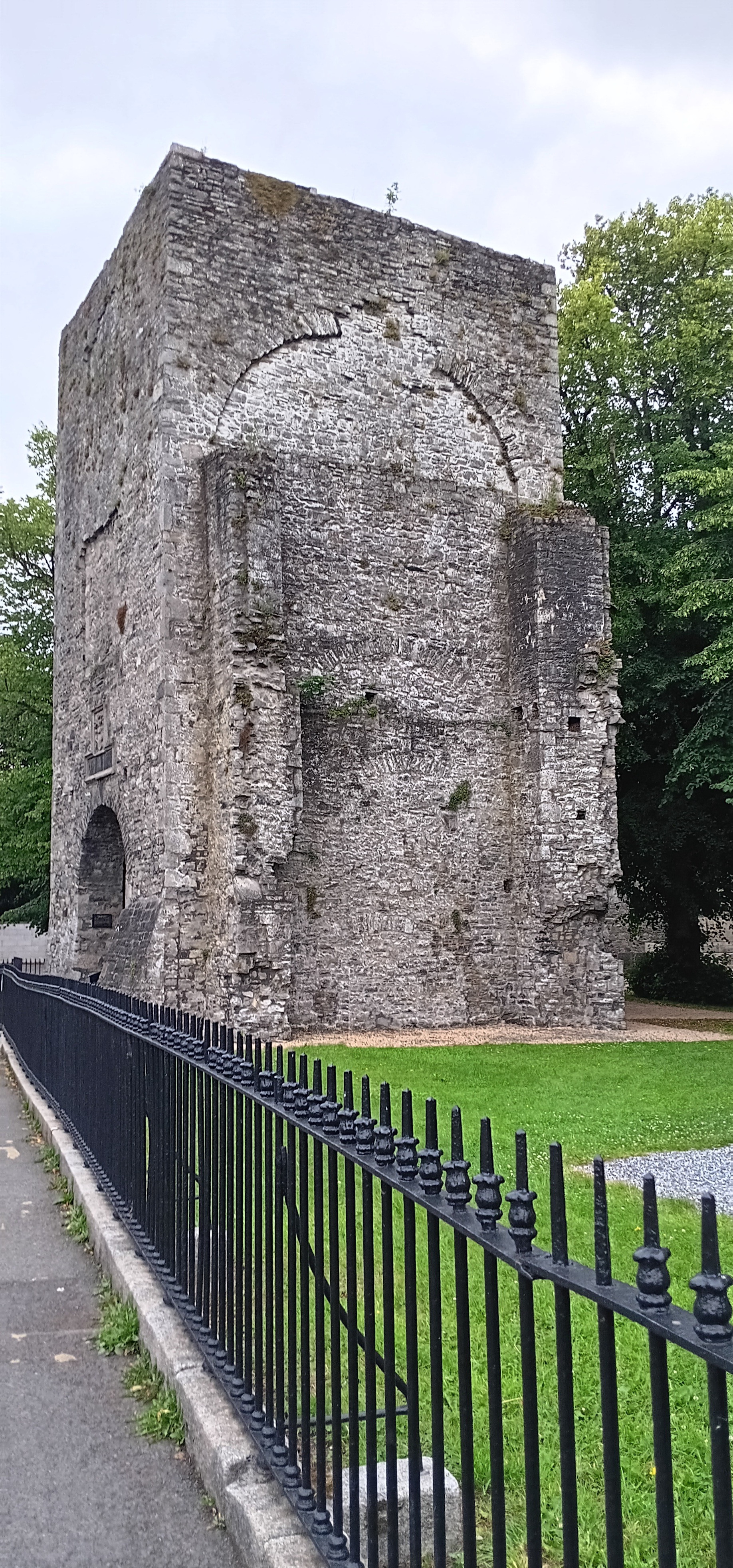 HELEN V WOJCIECHOWSKA 