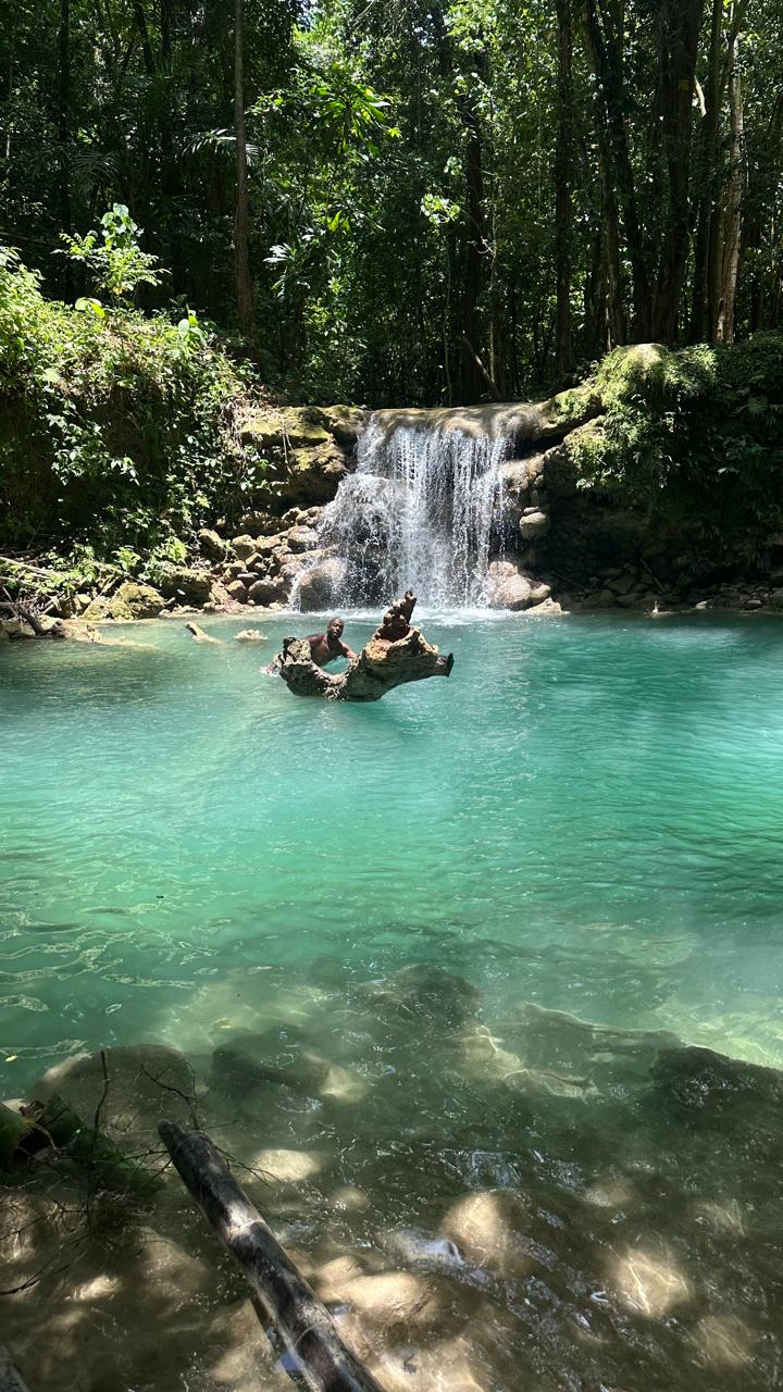 Twin Sisters River - Image 4