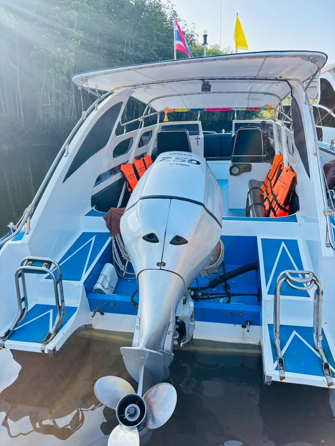 Speedboat 1 Engine - Image 1