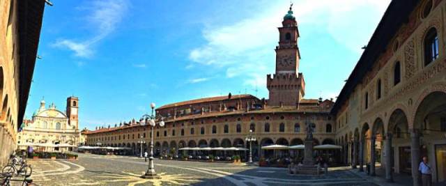 Italian Family Hospitality contacts