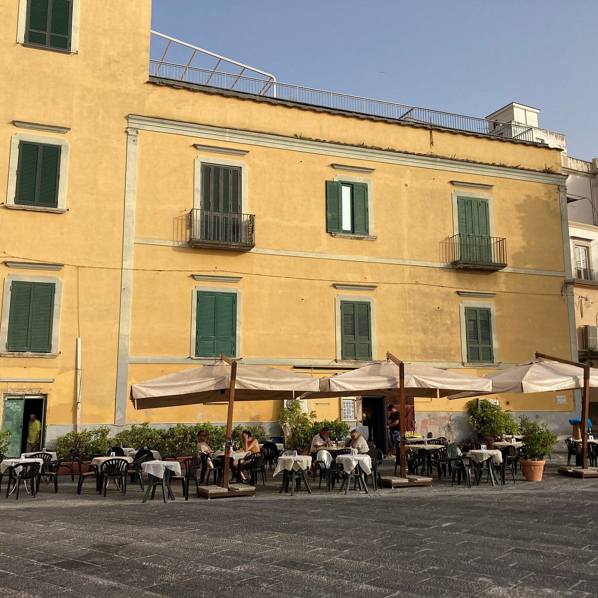 Largo dei Tigli