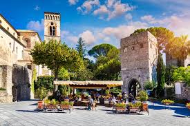 Bishop's Square Ravello